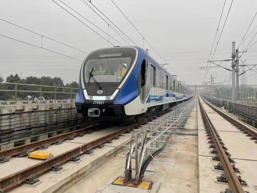 填补国内空白 轨道交通 重庆造 双流制列车将全国推广